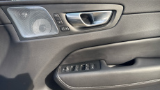 Volvo XC60 2.0 T8 [455] PHEV Ultra Dark 5dr AWD Geartronic Estate